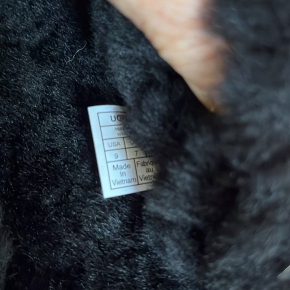 Ugg Coquette Slipper Size 9 NWT - Picture 14 of 16